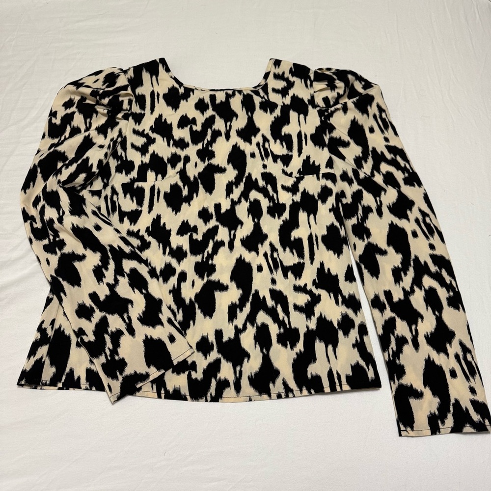 SHEIN Black and Cream Patterned Blouse